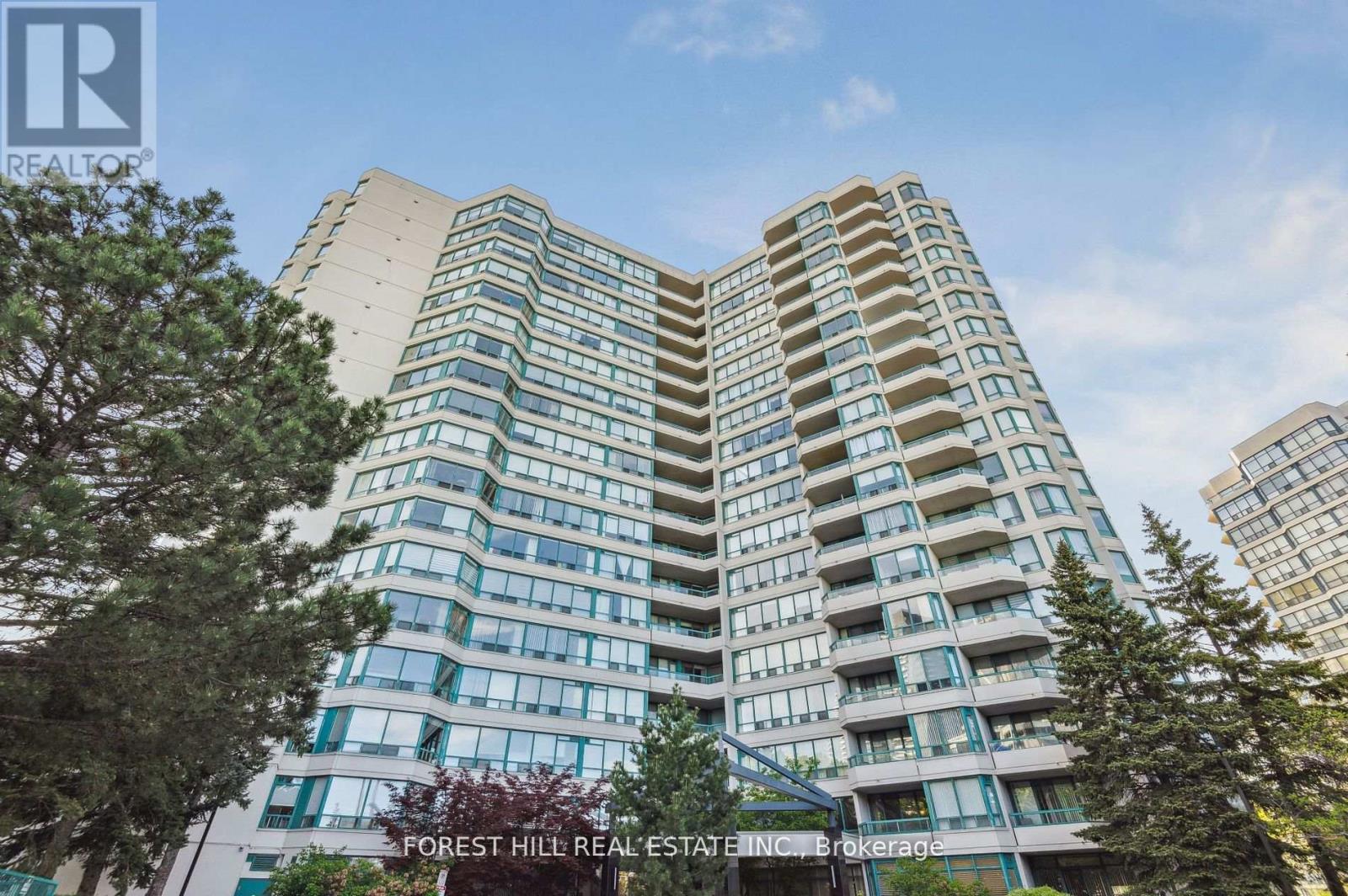 401 - 7250 YONGE STREET|Vaughan (Crestwood-Springfarm-Yorkhill), Ontario L4J7X1