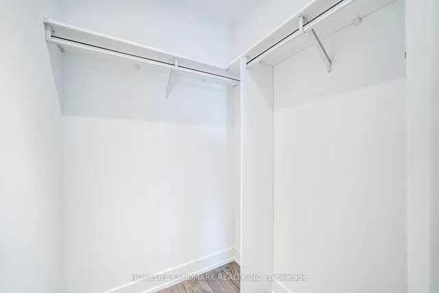 Additional image 19 of 30 Inn On The Park Dr Unit 2109