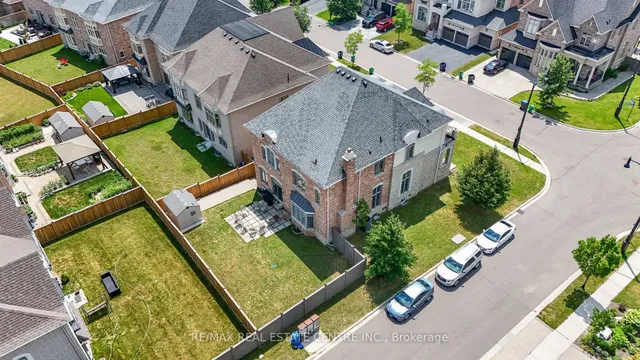 Additional image 41 of 1 Astrantia Way