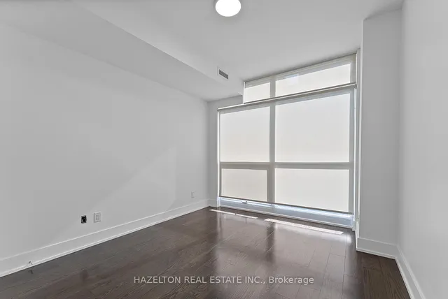 Additional image 21 of 170 Avenue Rd Unit 1605