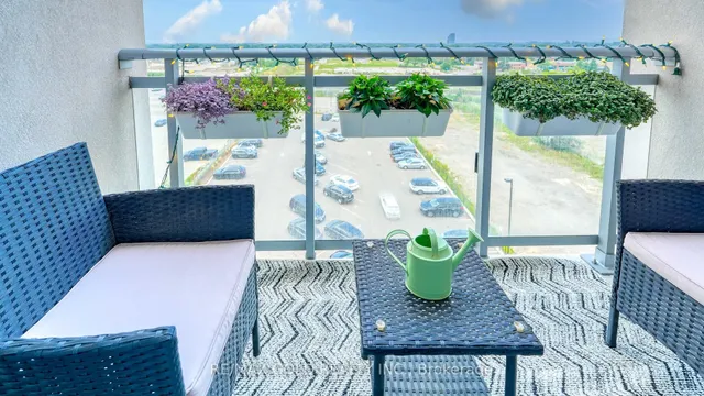 Additional image 41 of 716 Main St