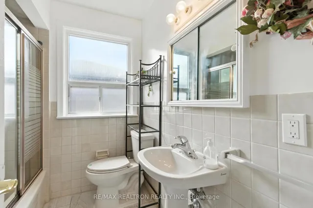 Additional image 22 of 498 Midland Ave