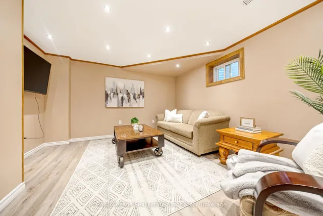 Additional image 26 of 3104 Autumn Hill Cres