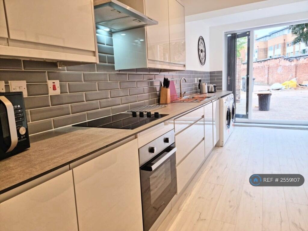 Additional image 10 of Park Road, Moseley, Birmingham, B13