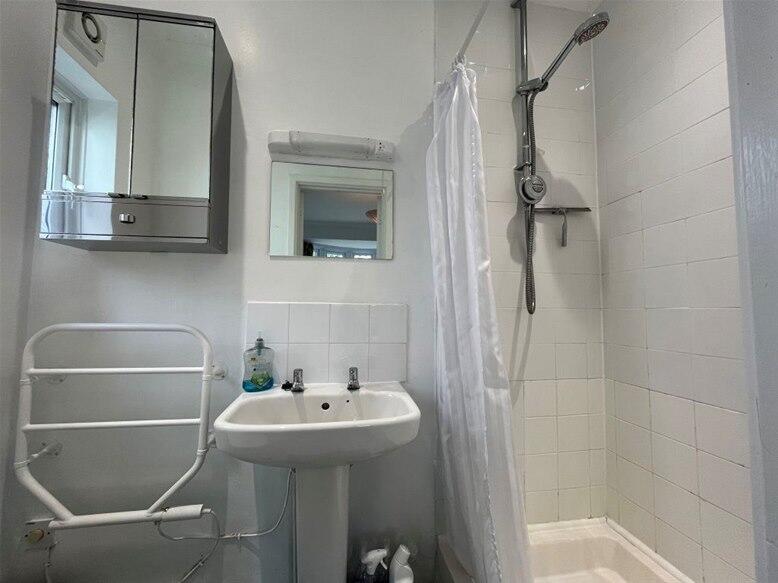 Additional image 8 of At 2 Sibley Avenue, Harpenden, AL5