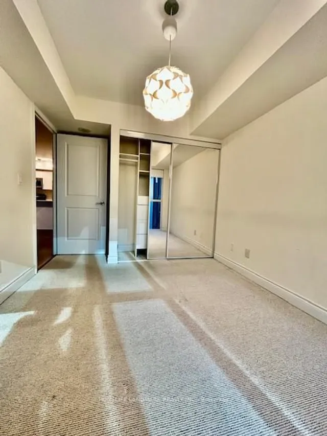 Additional image 18 of 28 Ted Rogers Way Unit 406