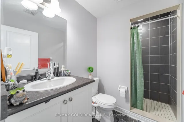 Additional image 25 of 46 Lesabre Cres