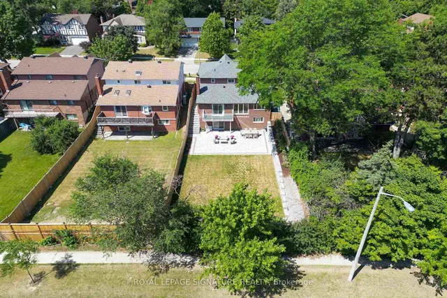 Additional image 47 of 47 Tofino Cres