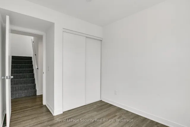 Additional image 30 of 40 Ed Clark Gdns Unit TH 22