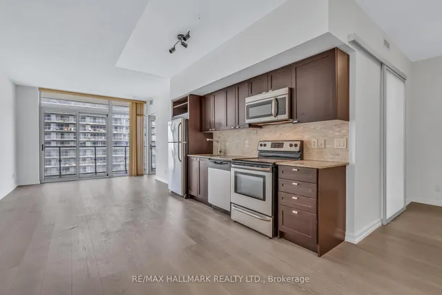 Additional image 15 of 105 The Queensway Ave Unit 1115