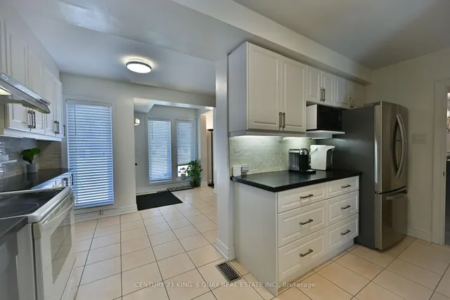 Additional image 7 of 1027 Willowdale Ave