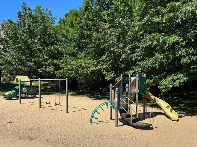 Additional image 19 of 27 Rean Dr Unit 506