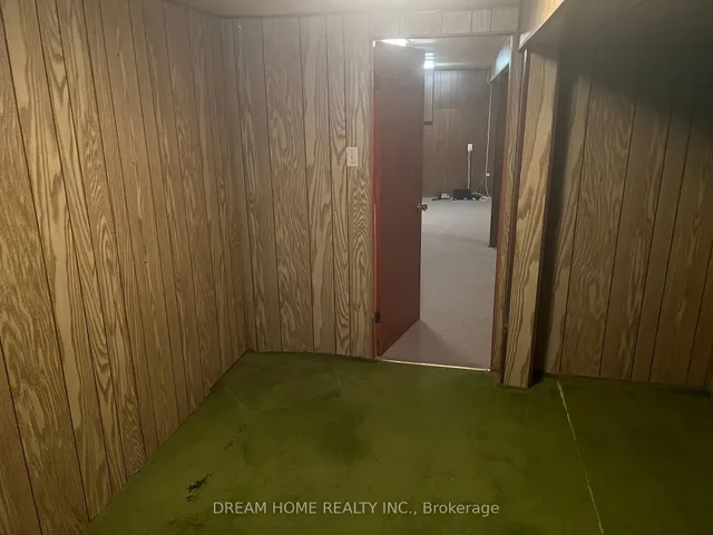 Additional image 32 of 22 Beethoven Crt