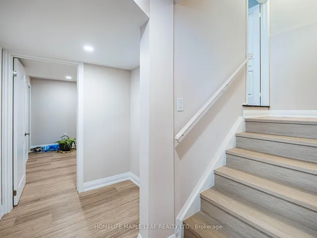 Additional image 37 of 1454 Chretien St