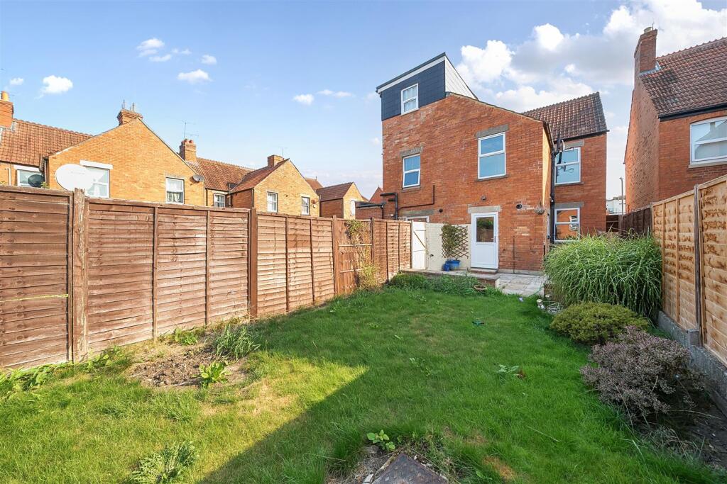 Additional image 14 of Hendford Grove, Yeovil