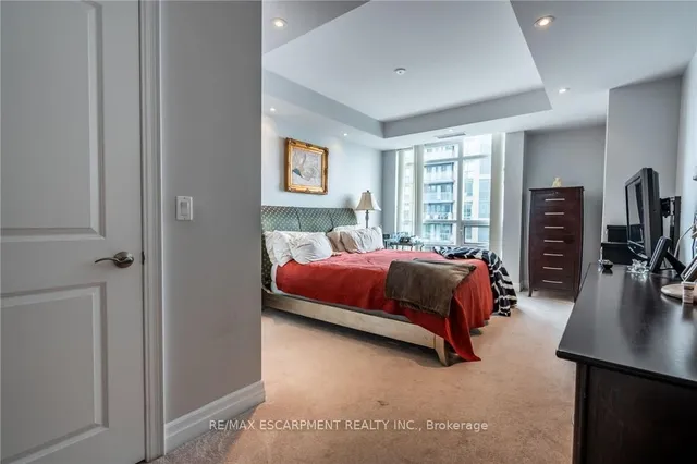 Additional image 19 of 360 Pearl St Unit 1303