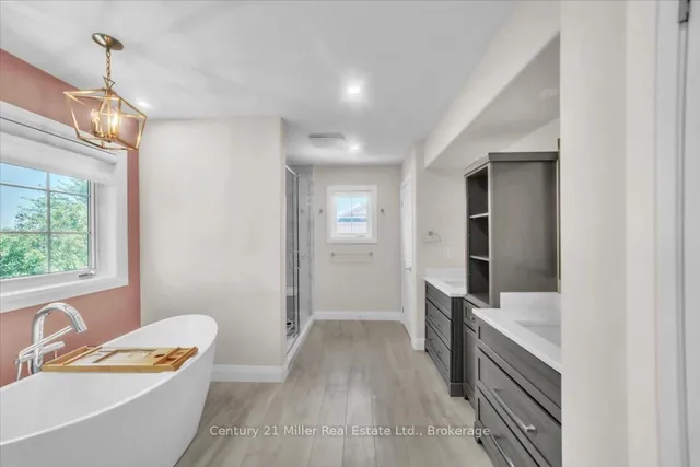 Additional image 35 of 4298 Clubview Dr