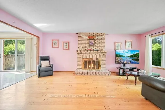 Additional image 20 of 2921 Caradoc Lane