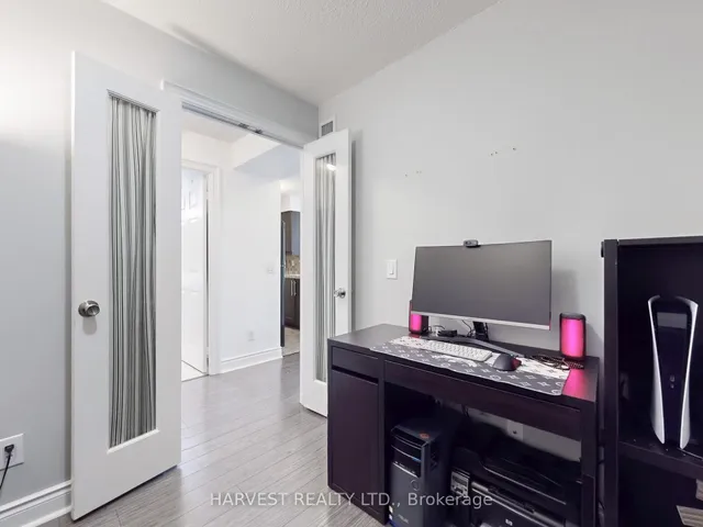 Additional image 23 of 25 Greenview Ave Unit 1716