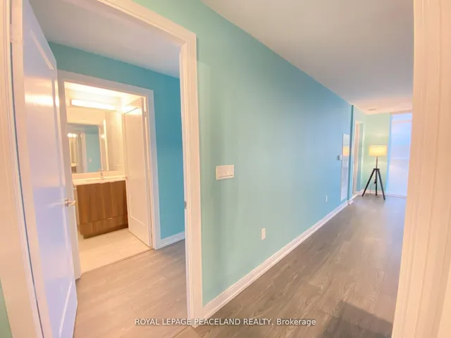 Additional image 15 of 225 Village Green Sq Unit 410