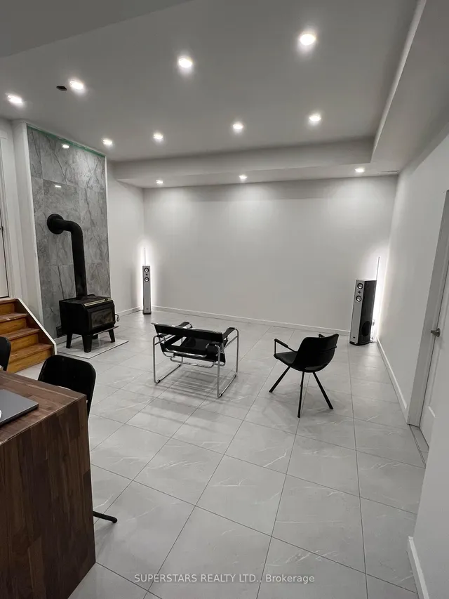 Additional image 28 of 51 Abitibi Ave