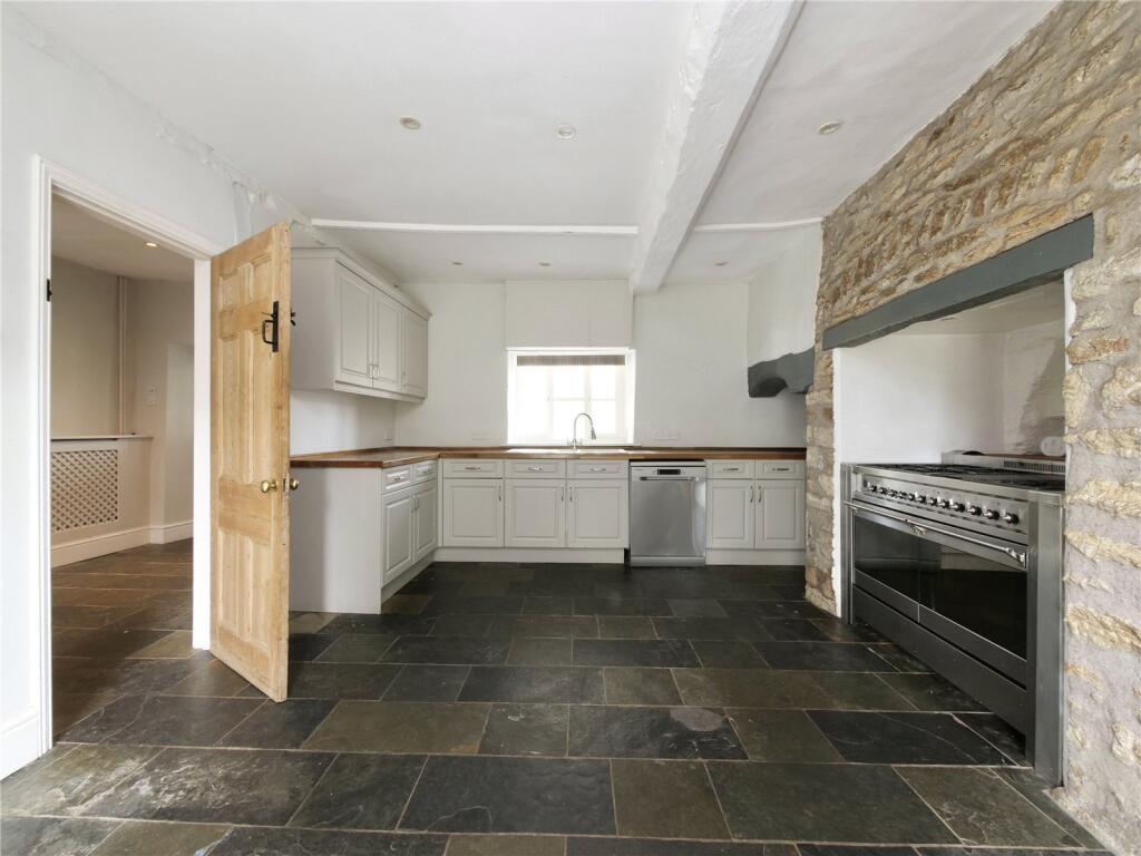 Additional image 3 of Wellow - Six Bedroom Farmhouse to rent