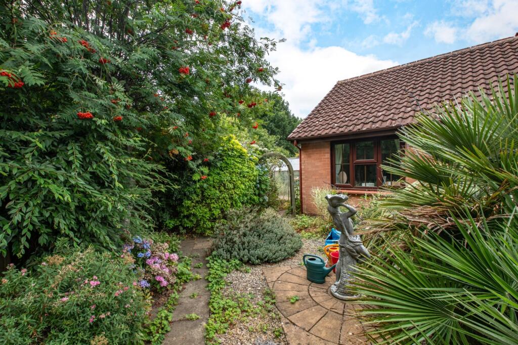 Additional image 18 of Planetree Close, Bromsgrove, Worcestershire, B60