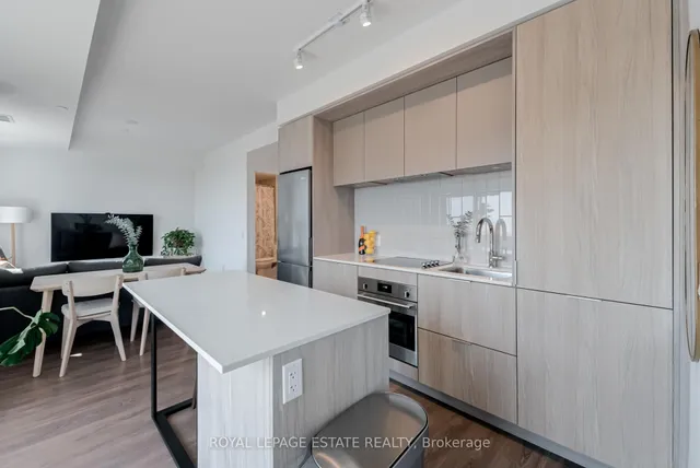Additional image 8 of 130 River St Unit 2310
