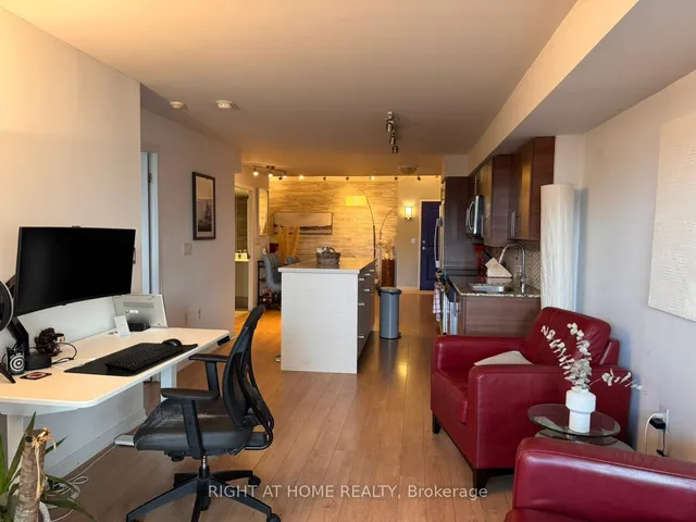 Additional image 5 of 125 Western Battery Rd Unit 214