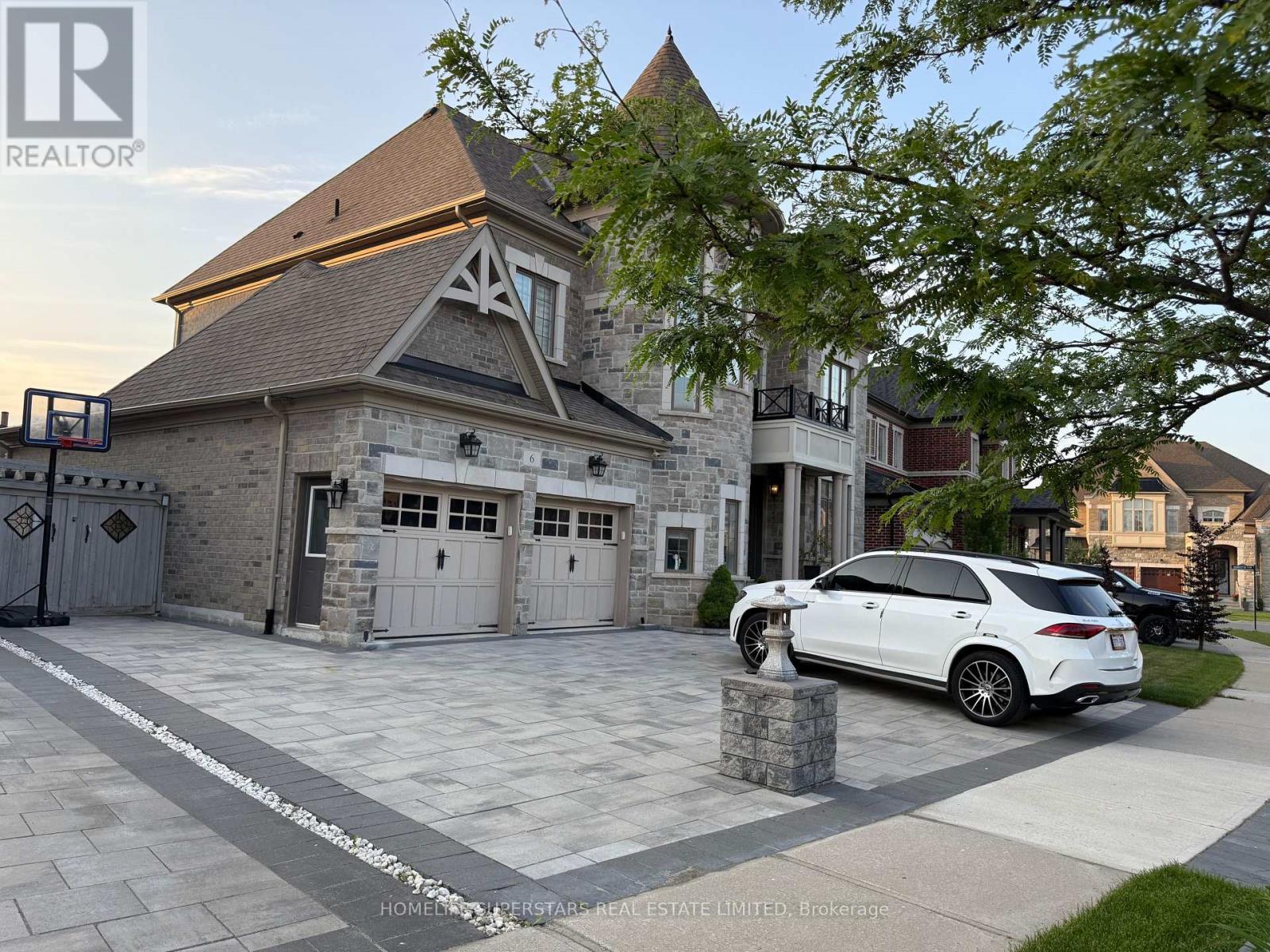 LEGAL BASEMENT - 6 MUGO PINE STREET|Brampton (Toronto Gore Rural Estate), Ontario L6P0V2