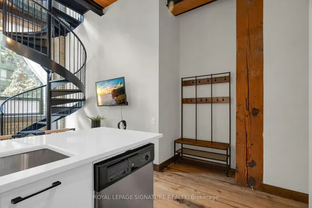 Additional image 4 of 781 King St Unit 206