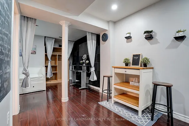 Additional image 43 of 15 Saintsbury Sq