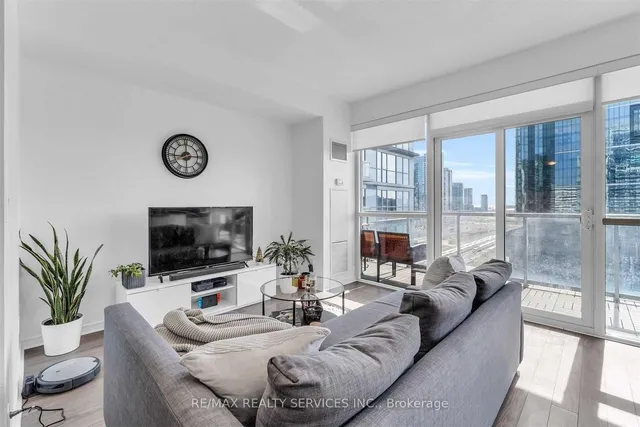 Additional image 22 of 352 Front St Unit 1413