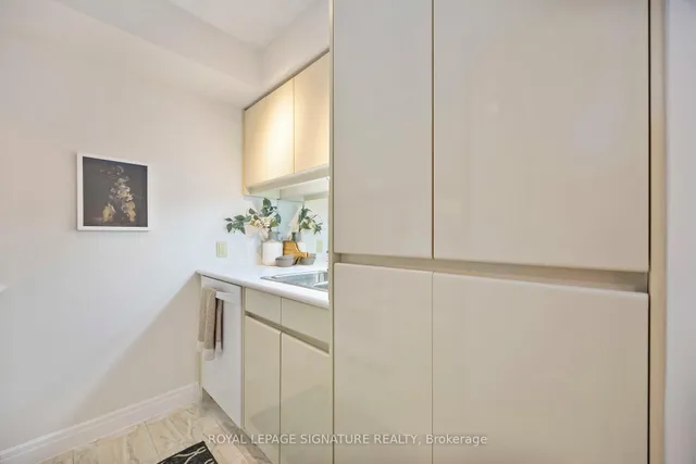 Additional image 21 of 50 Lombard St Unit 1204