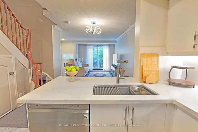 Additional image 18 of 28 Sommerset Gate Unit 1213