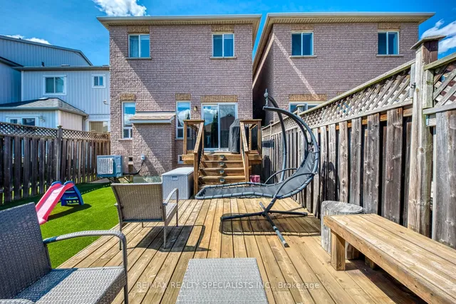 Additional image 40 of 658 Rossellini Dr