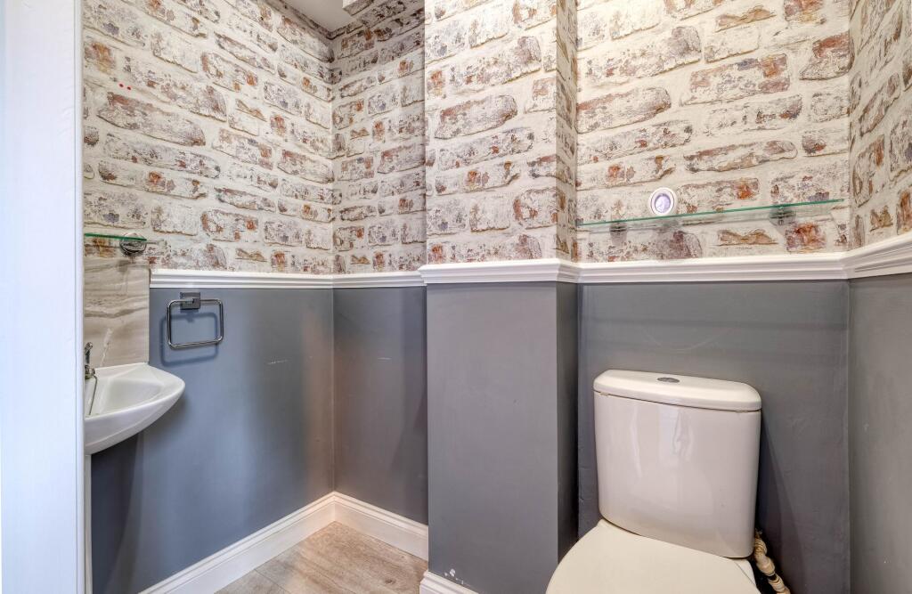 Additional image 8 of Clent Avenue, Redditch, B97