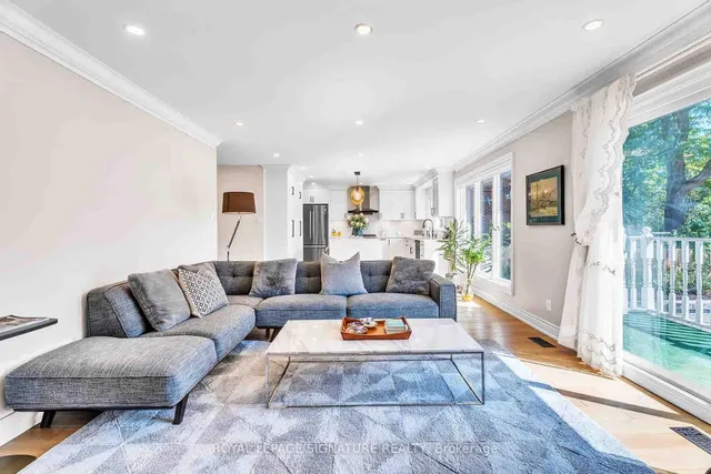 Additional image 17 of 47 Tofino Cres