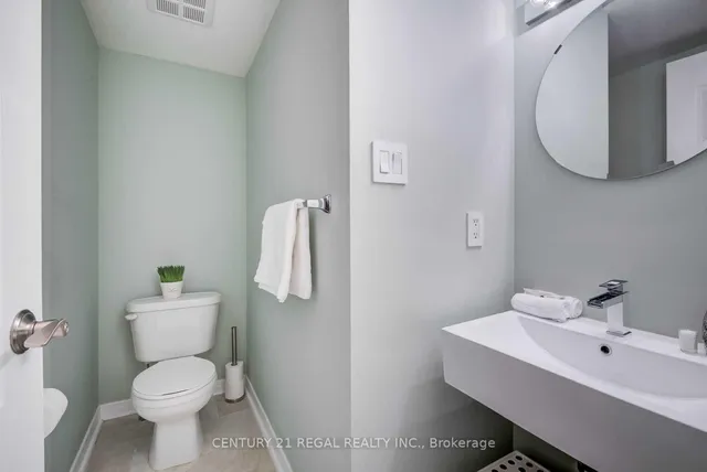 Additional image 15 of 26 Douro St Unit 329