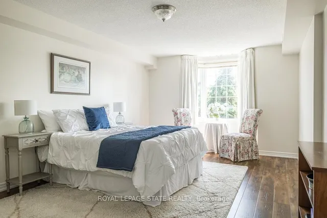 Additional image 15 of 990 Golf Links Rd Unit 208