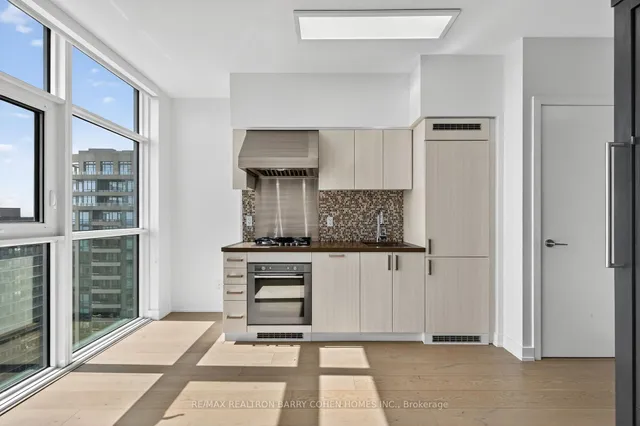 Additional image 7 of 501 St Clair Ave Unit 2109