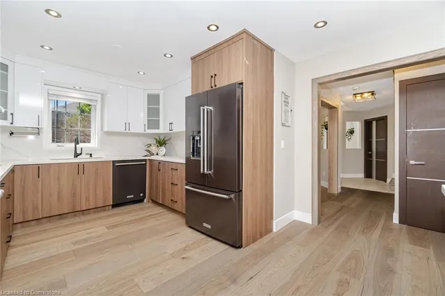 Additional image 13 of 160 Dixon Dr