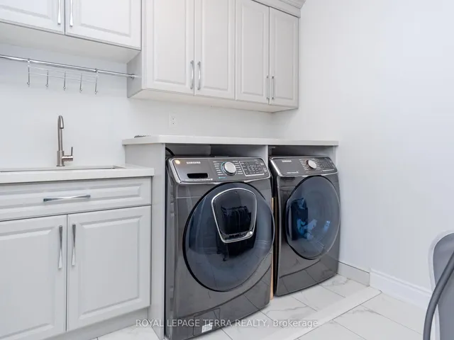 Additional image 32 of 114 Folgate Cres