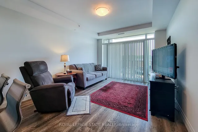 Additional image 13 of 1 Redfern Ave Unit 313