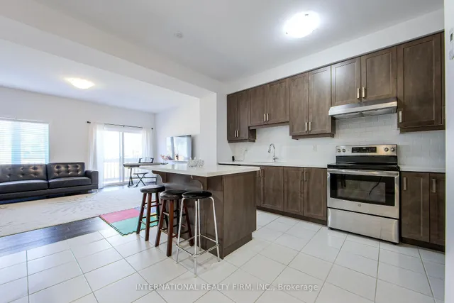 Additional image 11 of 8 Greenwich Ave