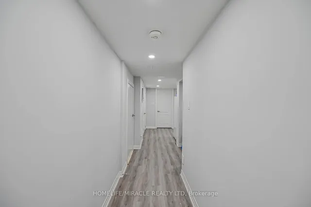 Additional image 21 of 49 Lesabre Cres