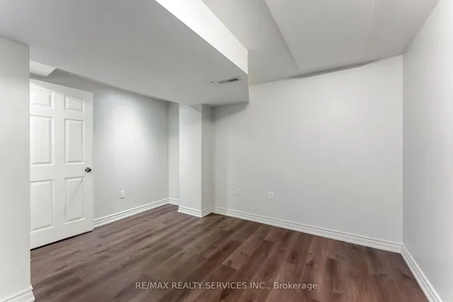 Additional image 29 of 40 Herkes Dr