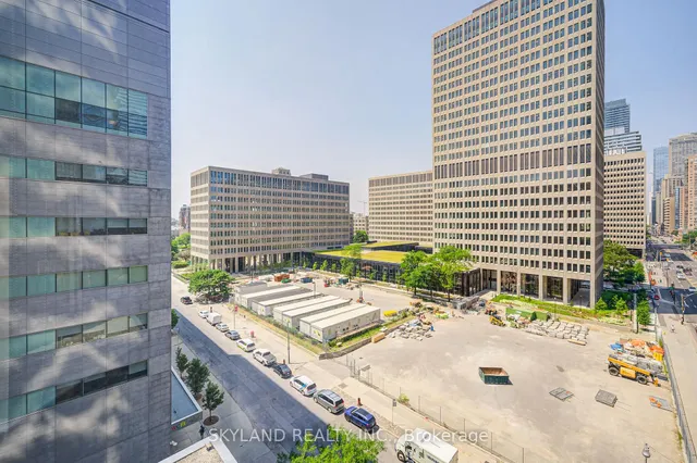 Additional image 33 of 832 Bay St Unit 805