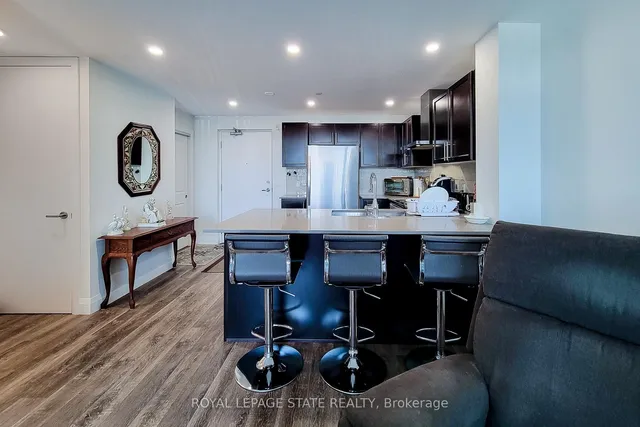 Additional image 22 of 1 Redfern Ave Unit 313