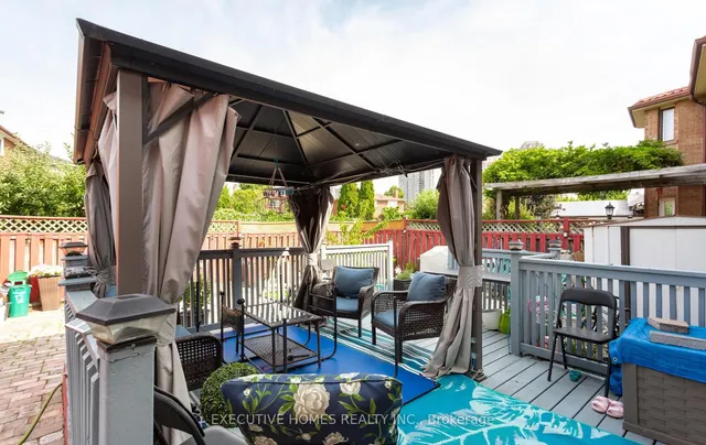 Additional image 33 of 161 Kingsbridge Garden Circ